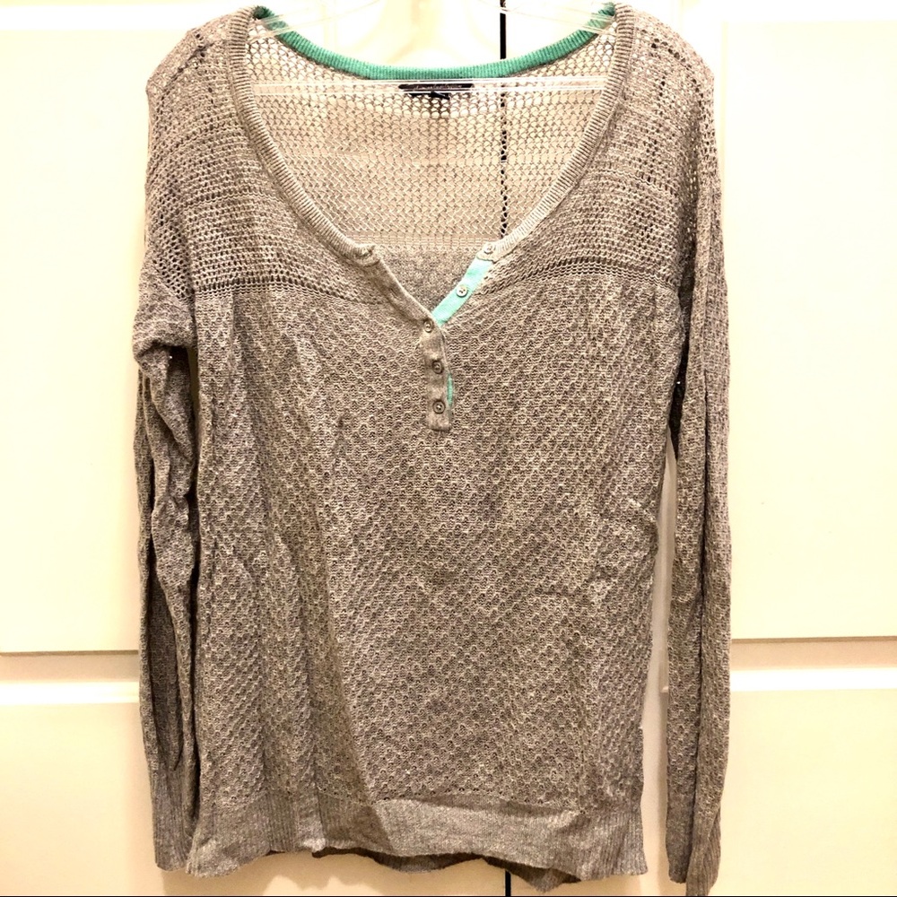 American Eagle grey sweater